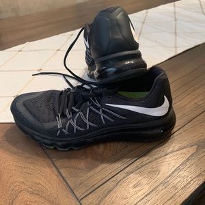 Nike Air Max Men’s Size 9.5